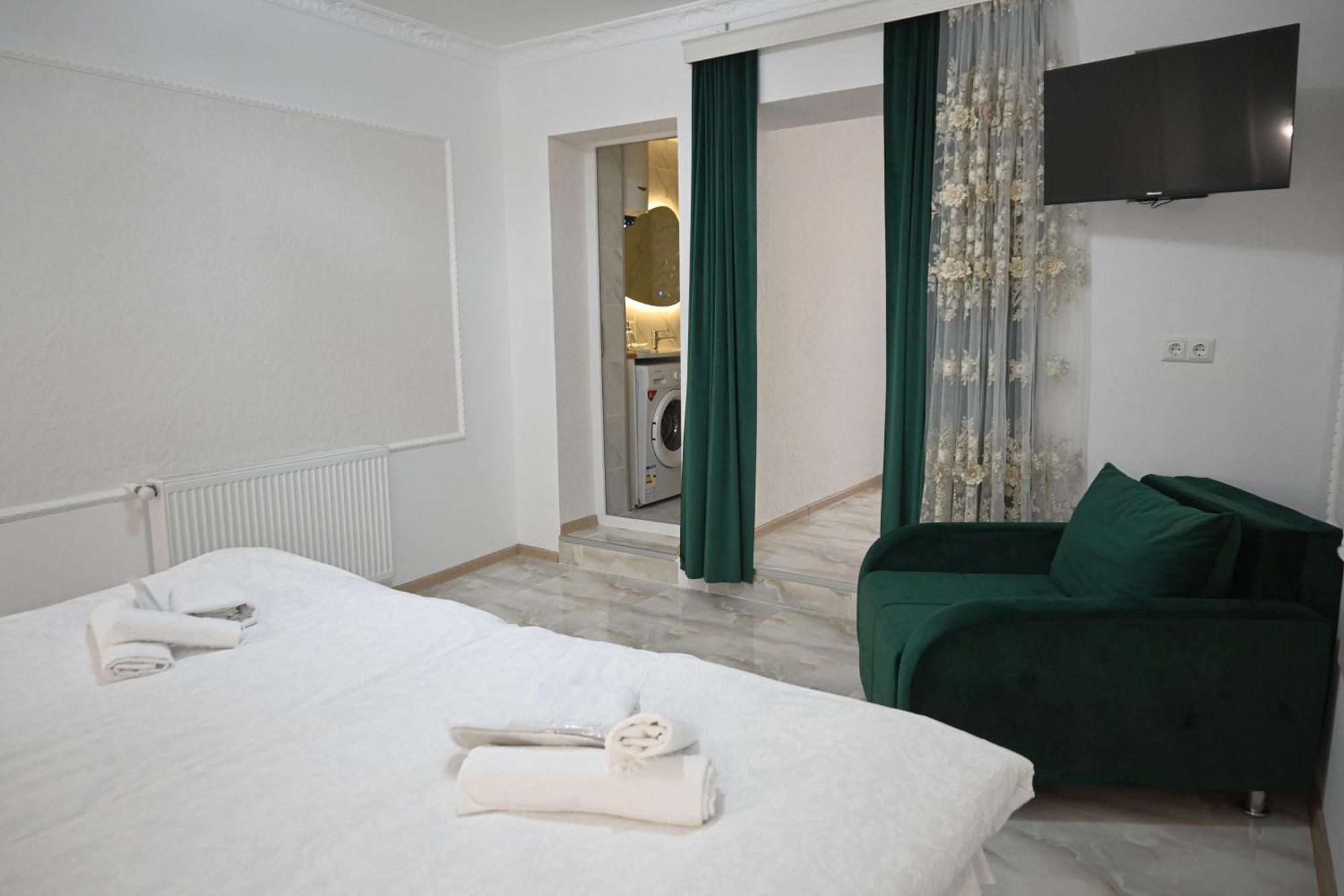 Jerusalem Merkaz Hotel קוטאיסי מראה חיצוני תמונה
