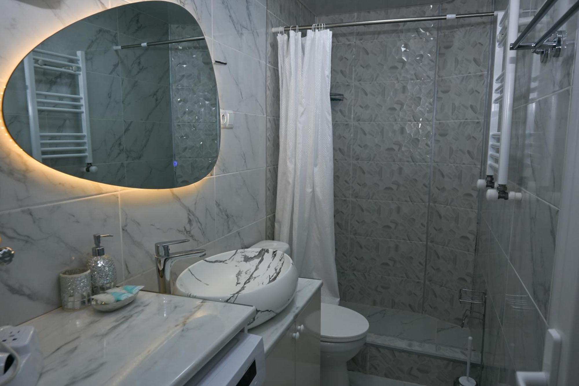 Jerusalem Merkaz Hotel קוטאיסי מראה חיצוני תמונה
