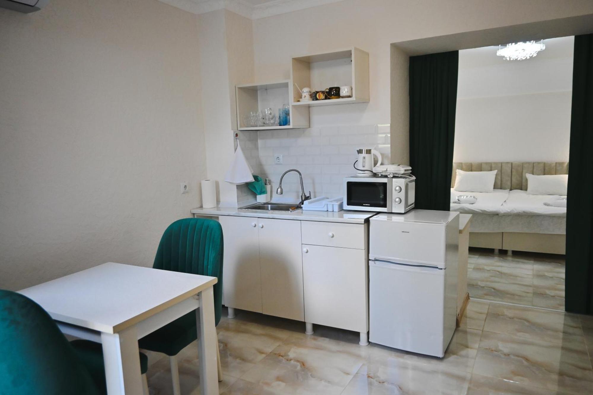 Jerusalem Merkaz Hotel קוטאיסי מראה חיצוני תמונה