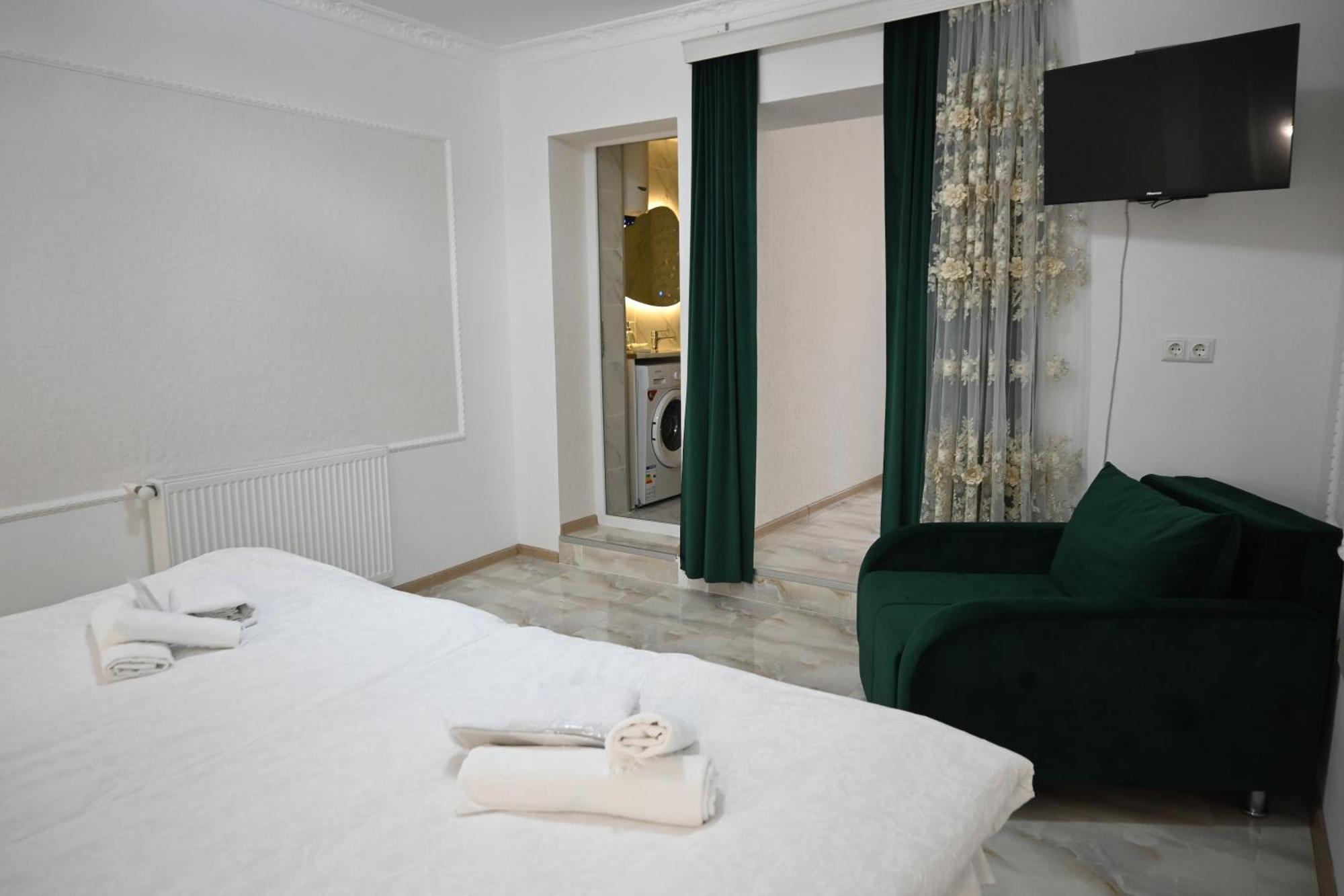 Jerusalem Merkaz Hotel קוטאיסי מראה חיצוני תמונה