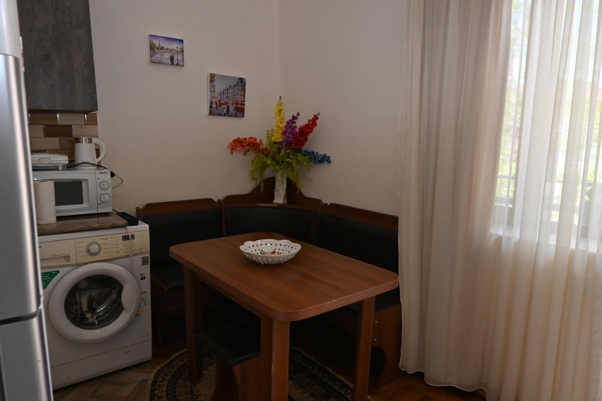 Jerusalem Merkaz Hotel קוטאיסי מראה חיצוני תמונה