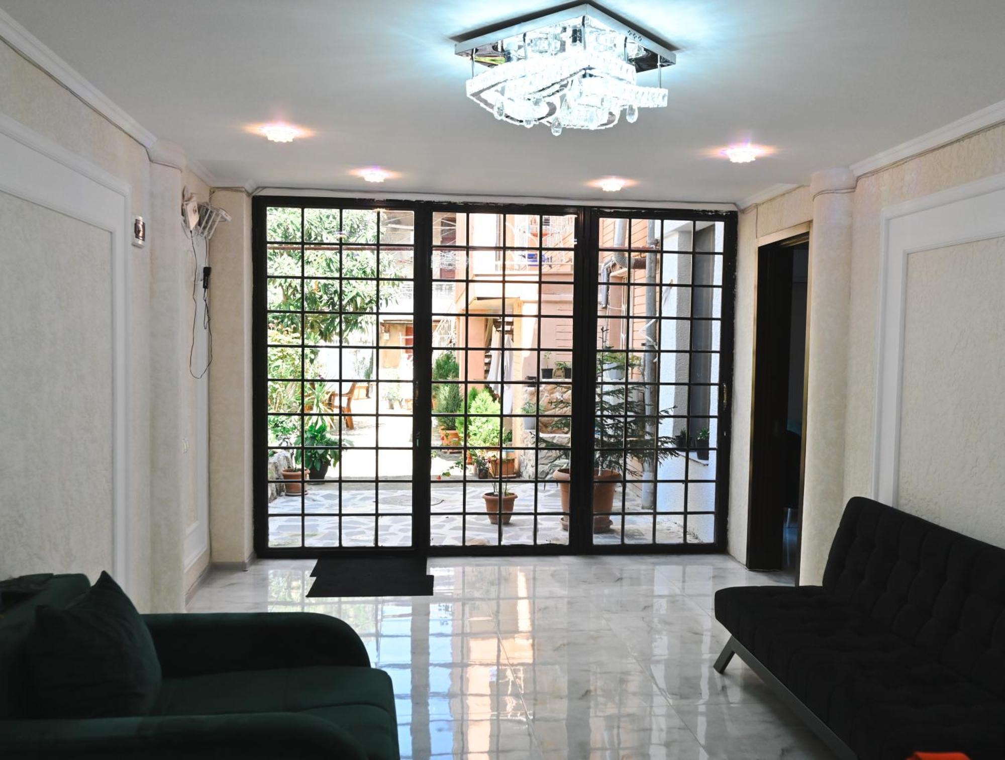 Jerusalem Merkaz Hotel קוטאיסי מראה חיצוני תמונה