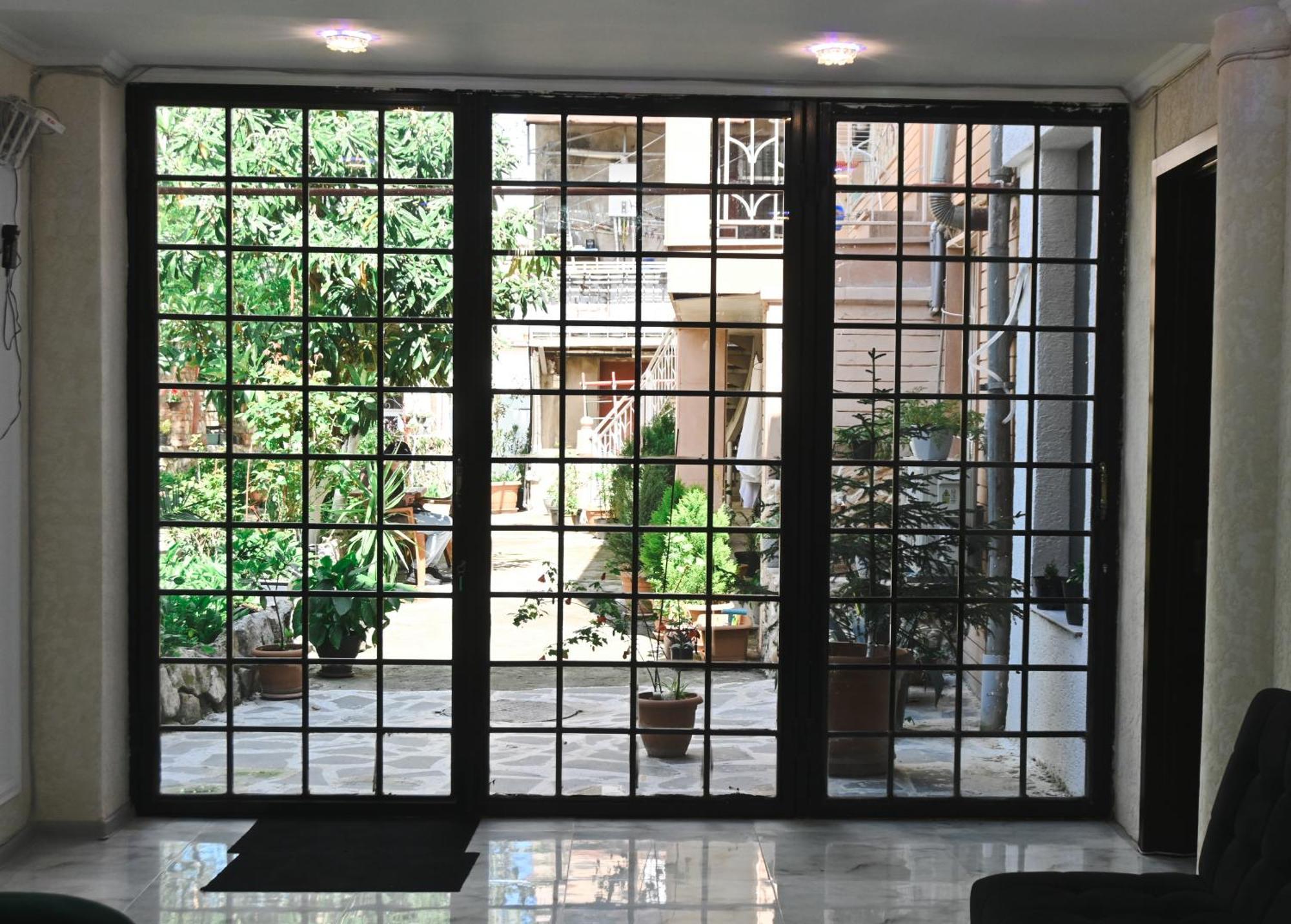 Jerusalem Merkaz Hotel קוטאיסי מראה חיצוני תמונה